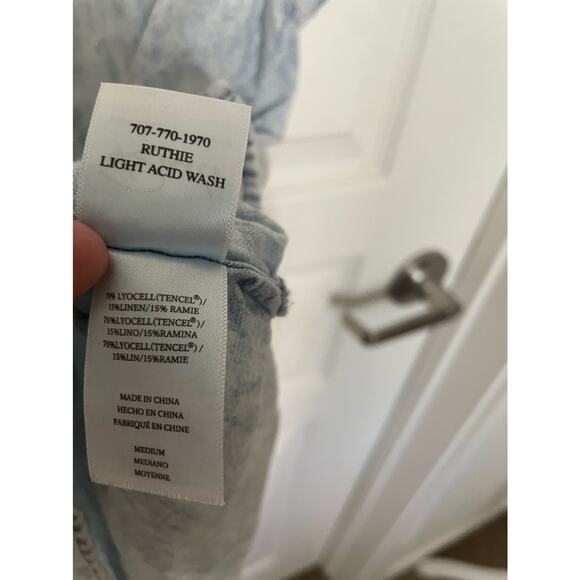 Rails Ruthie Top Light Acid Wash Size Medium - Picture 10 of 14